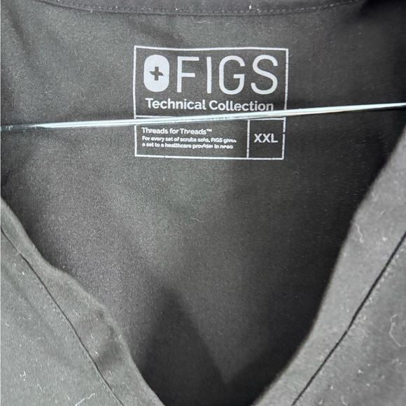 Figs black XXL Basic scrub top. Excellent condition - Picture 3 of 3